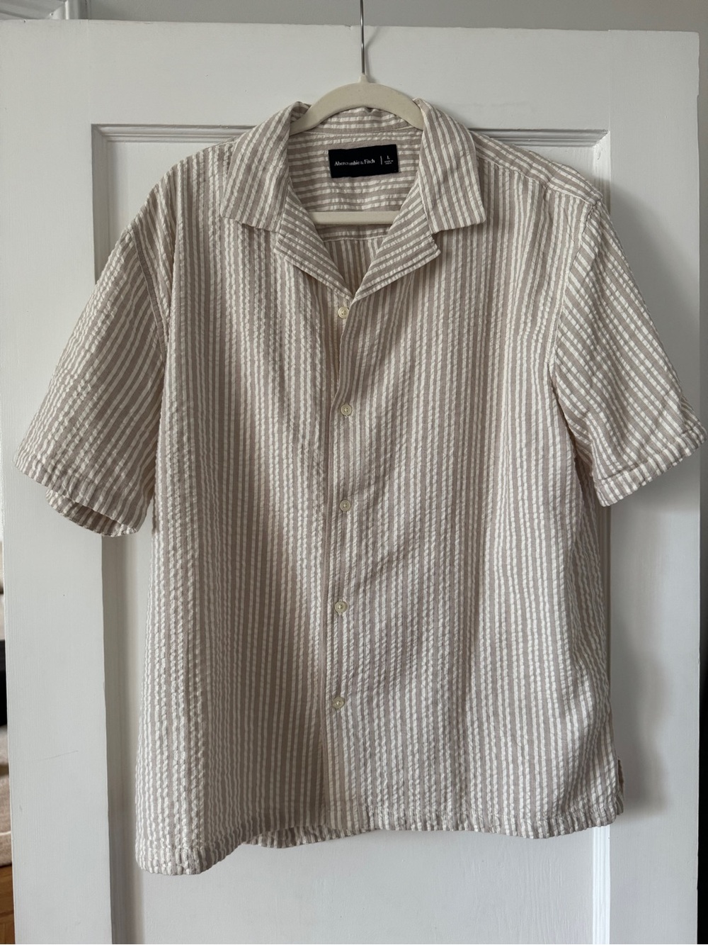 Short Sleeve Seersucker Shirt - Beige Stripe